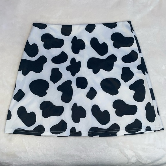 Cow Print Mini Skirt - Picture 1 of 6